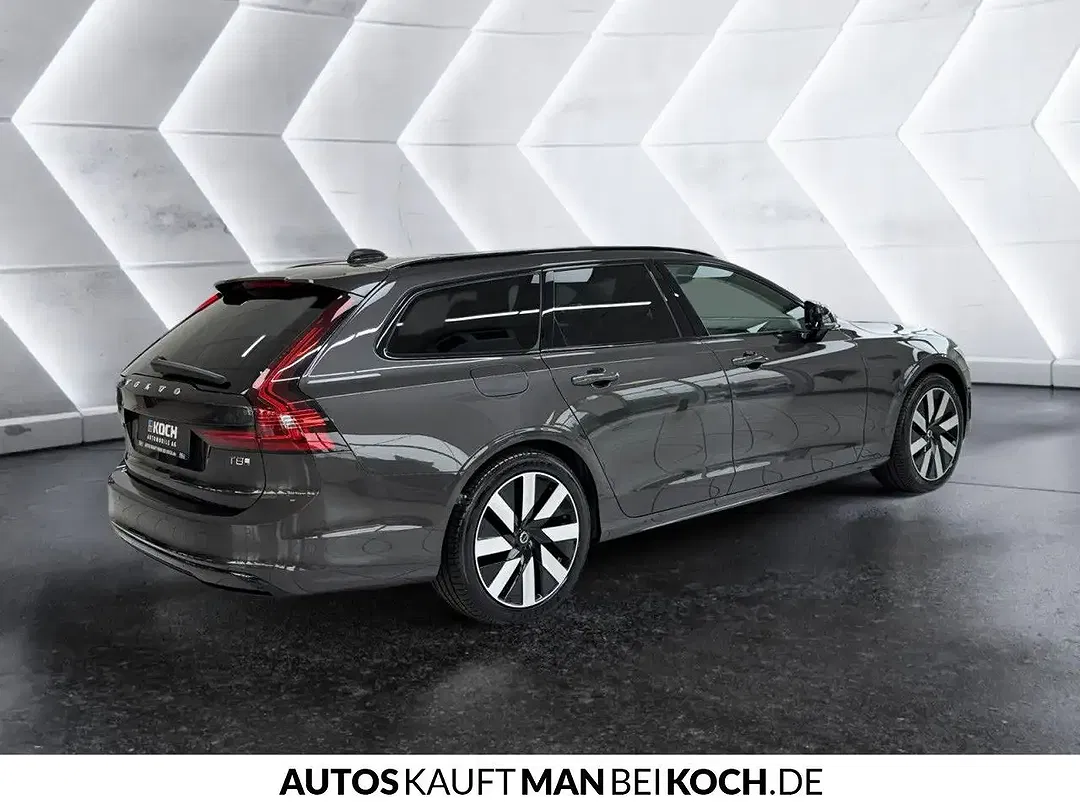 Volvo V90 - Thumbnail 3