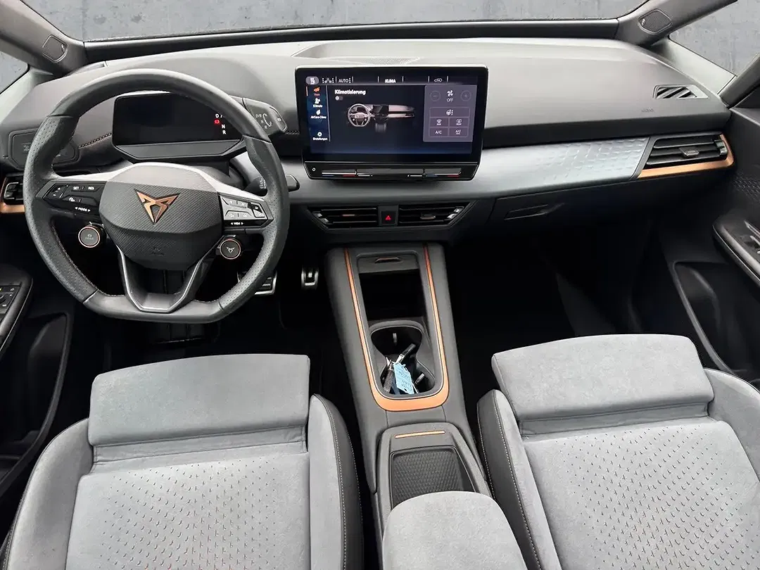 CUPRA Born - Thumbnail 8