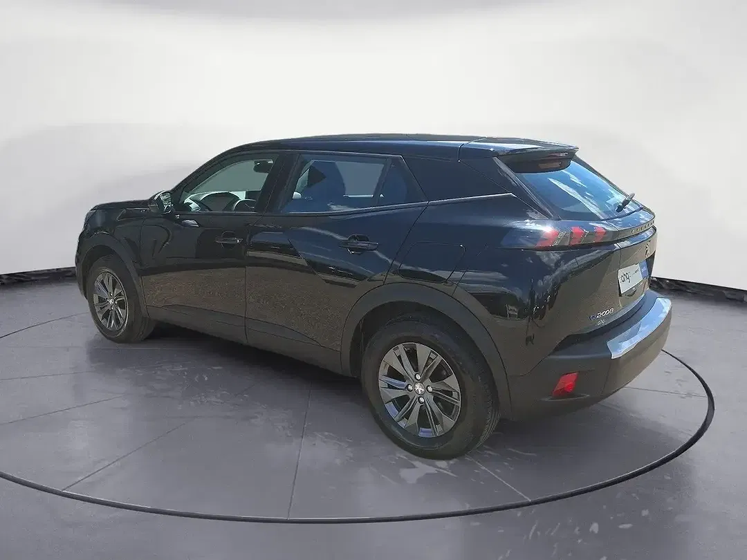 Peugeot e-2008 - Thumbnail 3