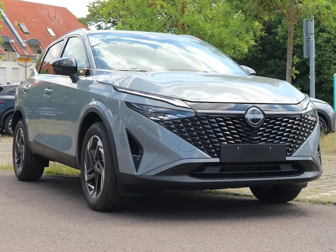 Nissan Qashqai - Thumbnail 3