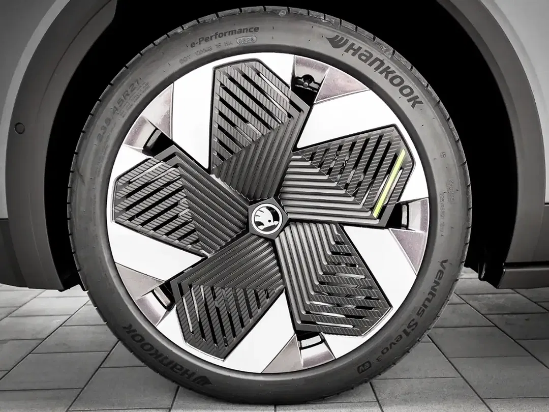 Skoda Elroq - Thumbnail 2
