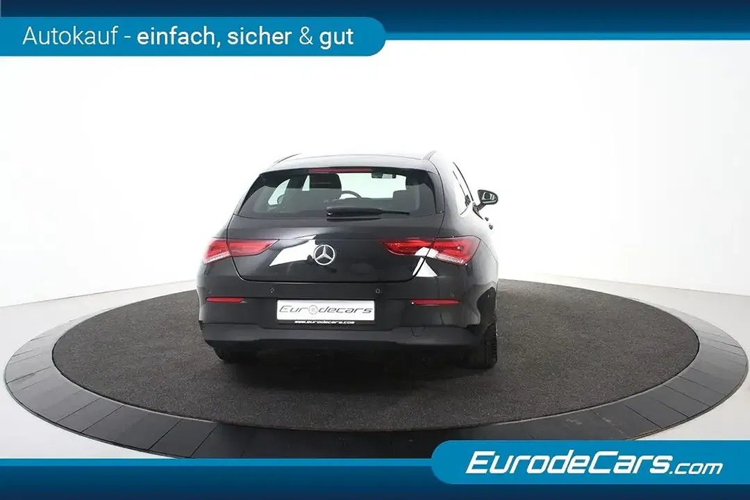 Mercedes-Benz CLA 200 - Thumbnail 12
