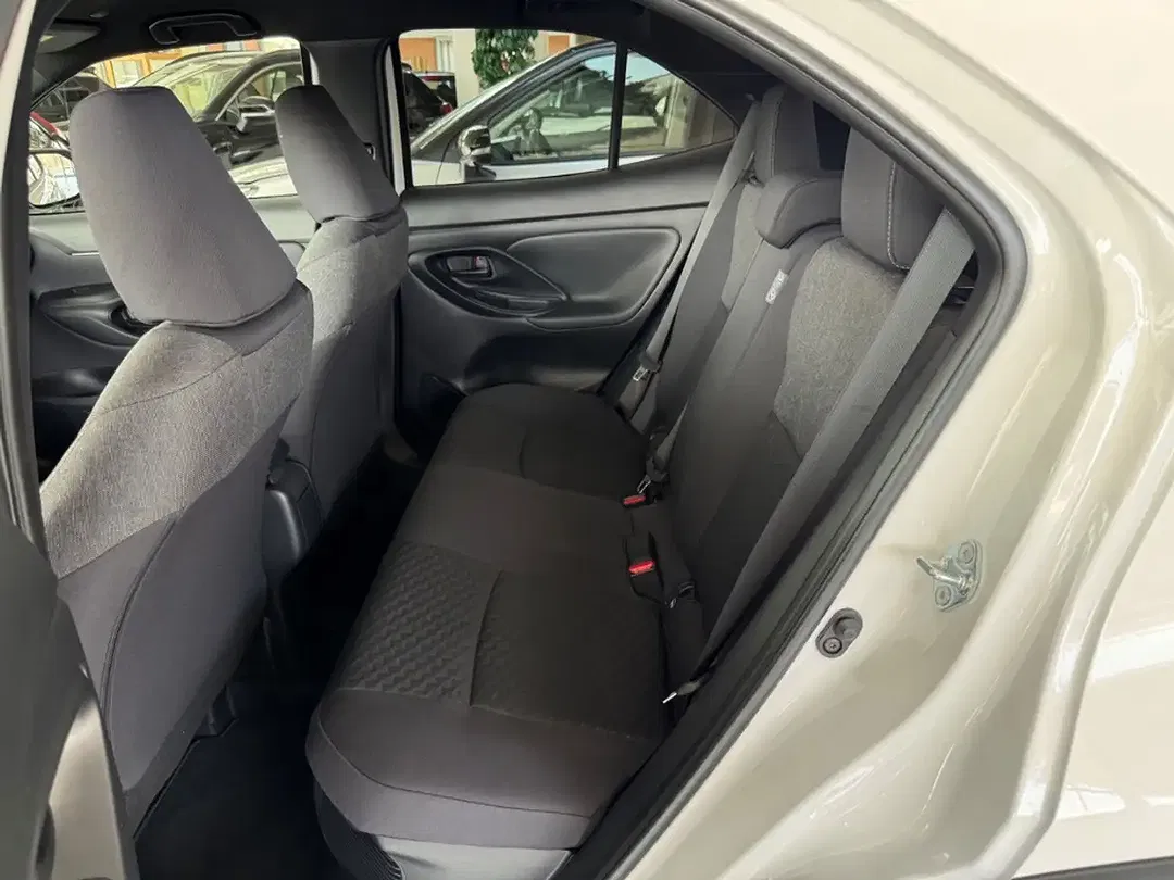 Toyota Yaris Cross - Thumbnail 8