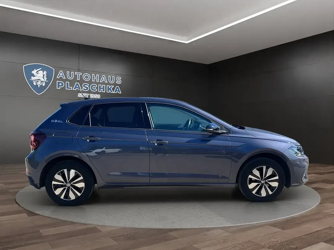 Volkswagen Polo - Thumbnail 4