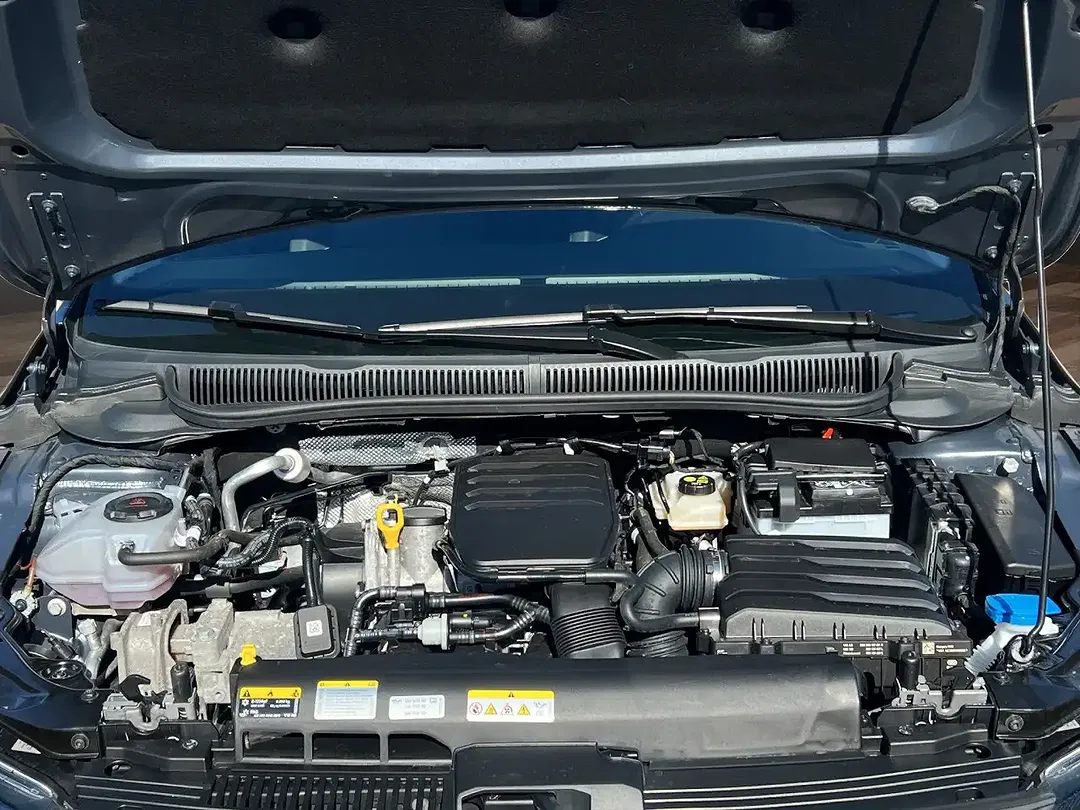 Volkswagen Polo - Thumbnail 9