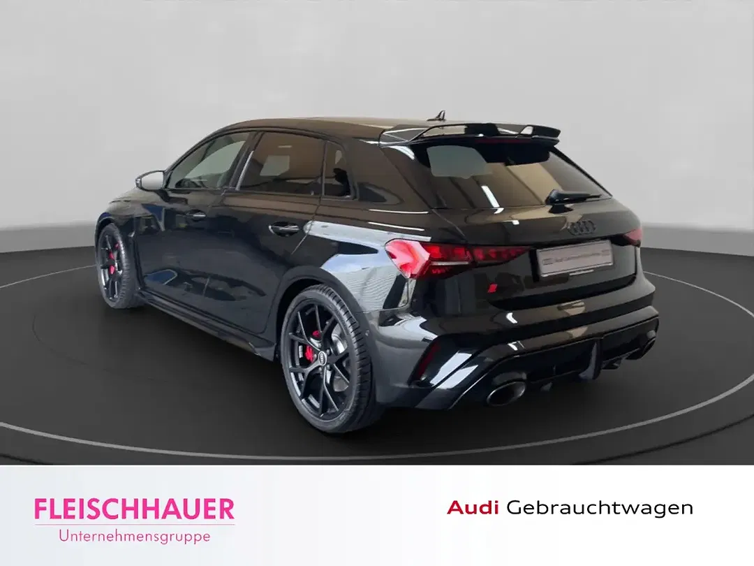 Audi RS3 - Thumbnail 4