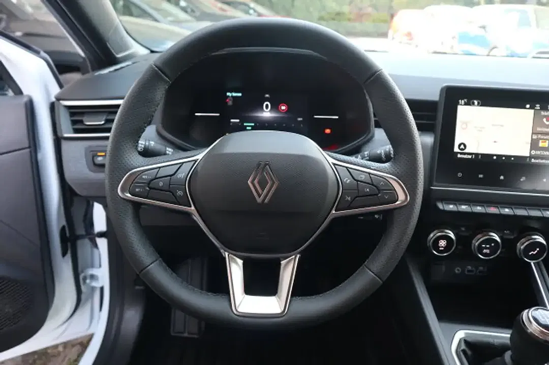 Renault Clio - Thumbnail 12