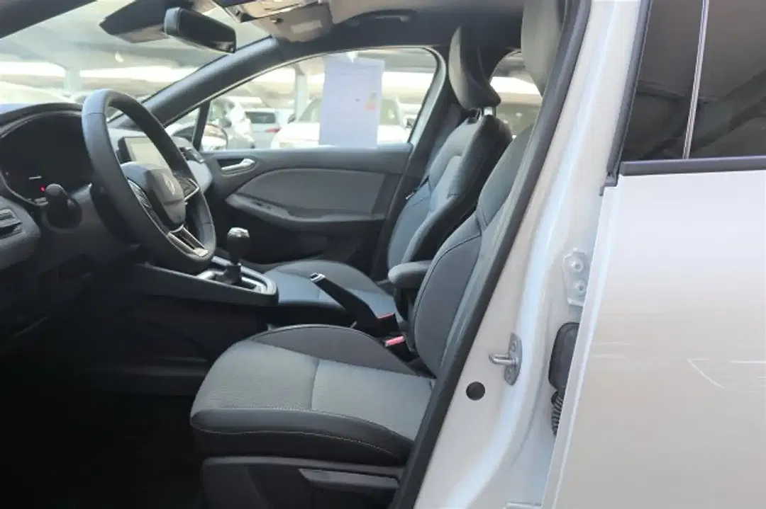 Renault Clio - Thumbnail 7