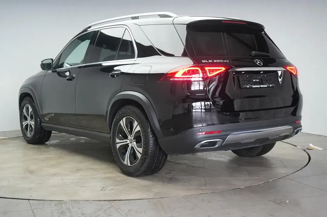Mercedes-Benz GLE 350 - Thumbnail 4