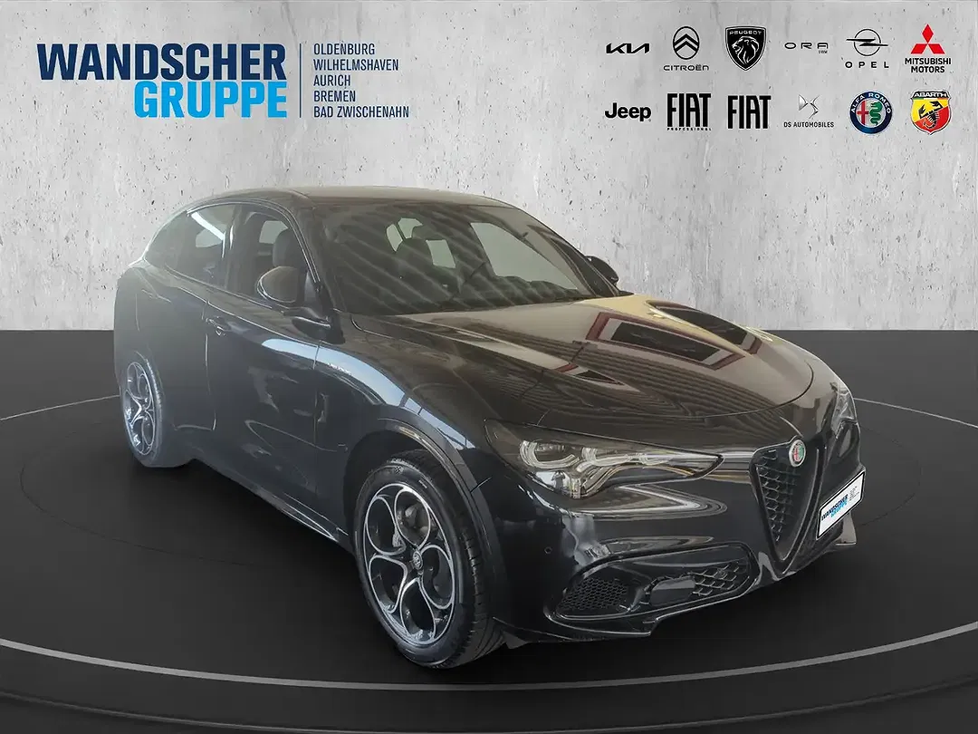 Alfa Romeo Stelvio - Thumbnail 6