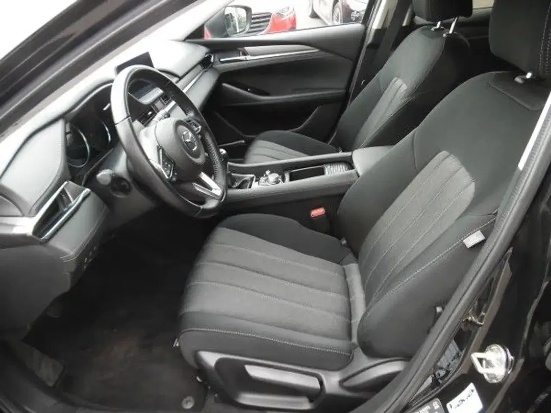 Mazda 6 - Thumbnail 4