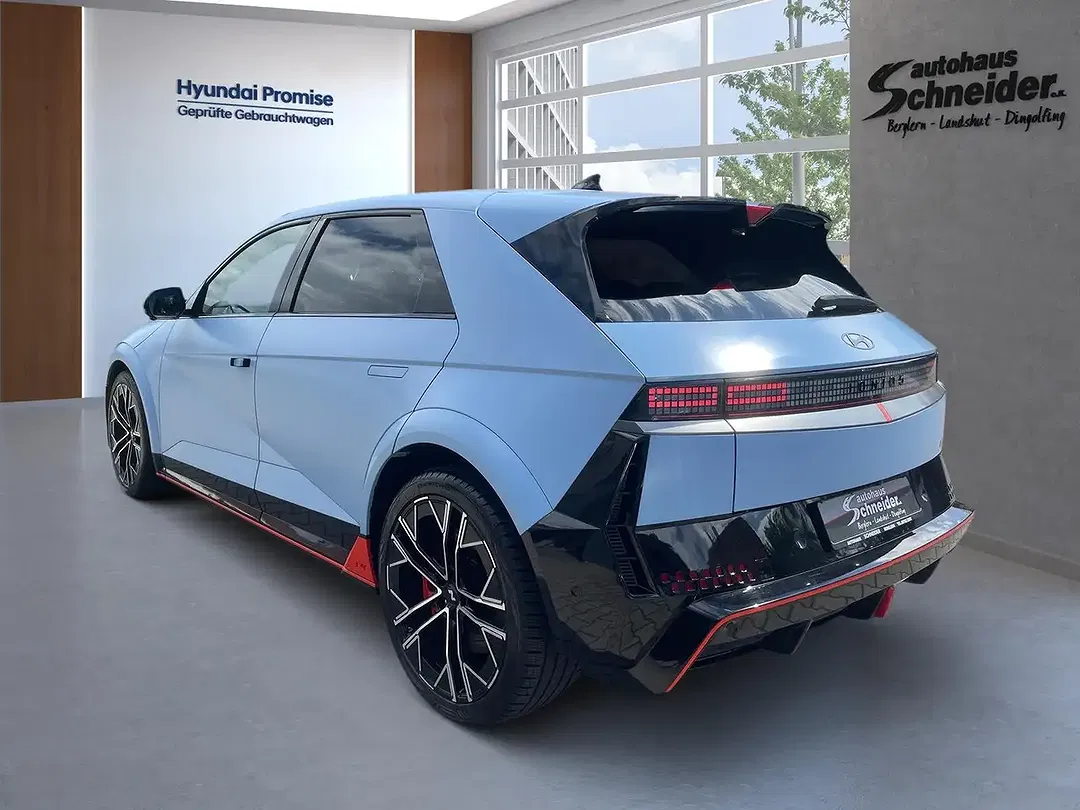 Hyundai IONIQ 5 - Thumbnail 4