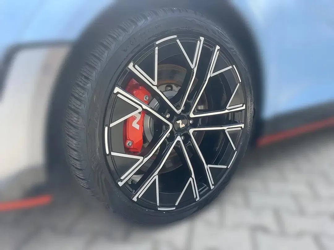 Hyundai IONIQ 5 - Thumbnail 6