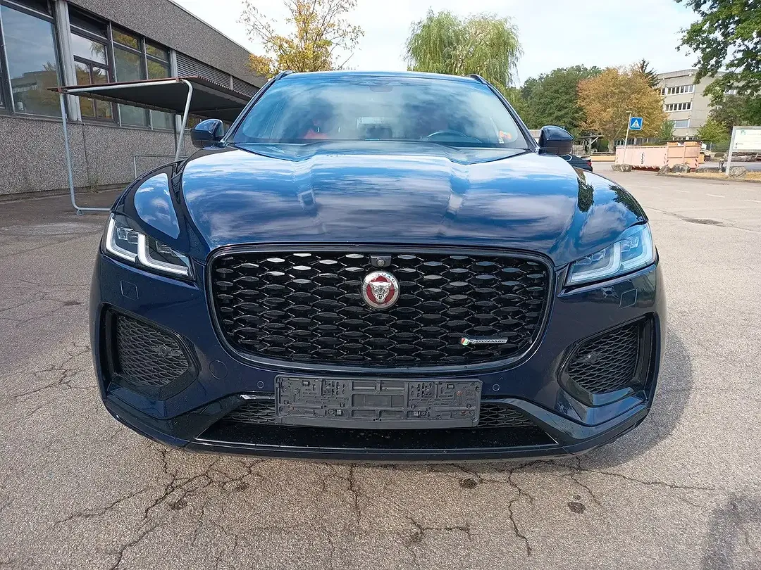 Jaguar F-Pace 4x4 R-Dynamic SE - foto 2