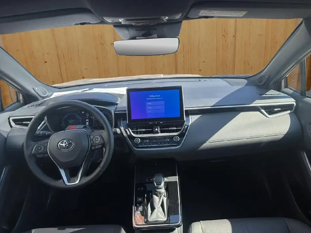 Toyota Corolla Cross - Thumbnail 10