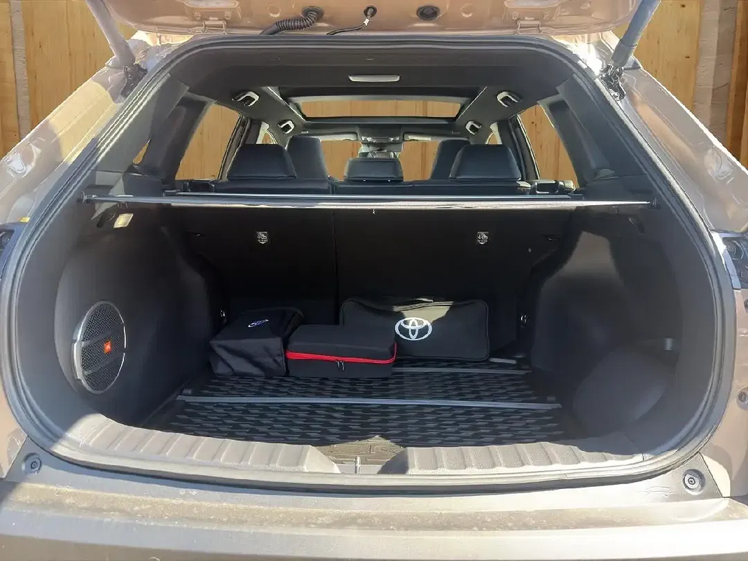 Toyota Corolla Cross - Thumbnail 6