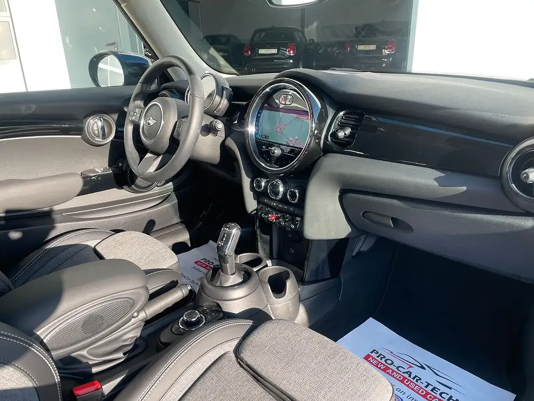 MINI Cooper - Thumbnail 12