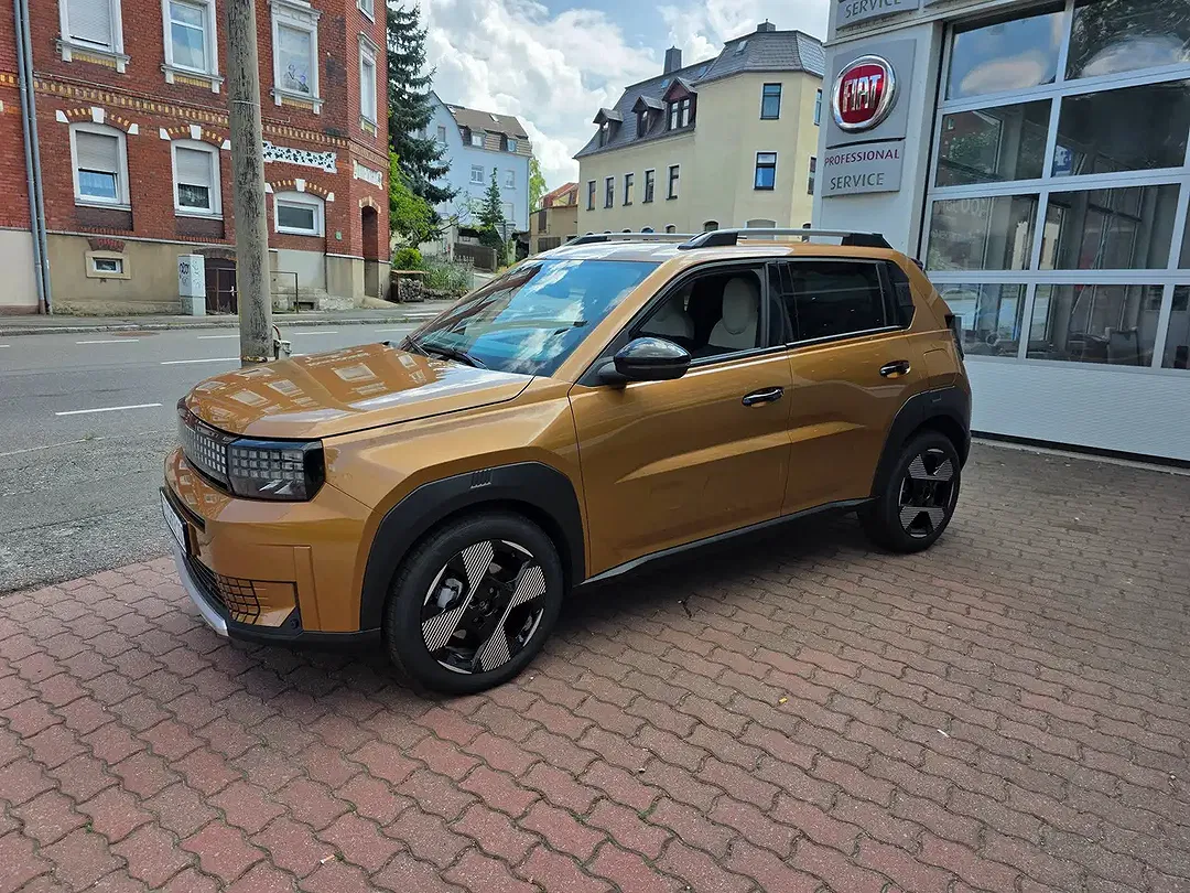 Fiat Grande Panda - Thumbnail 3