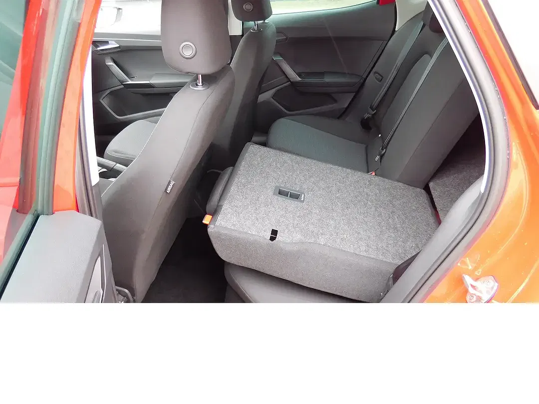 SEAT Ibiza - Thumbnail 13