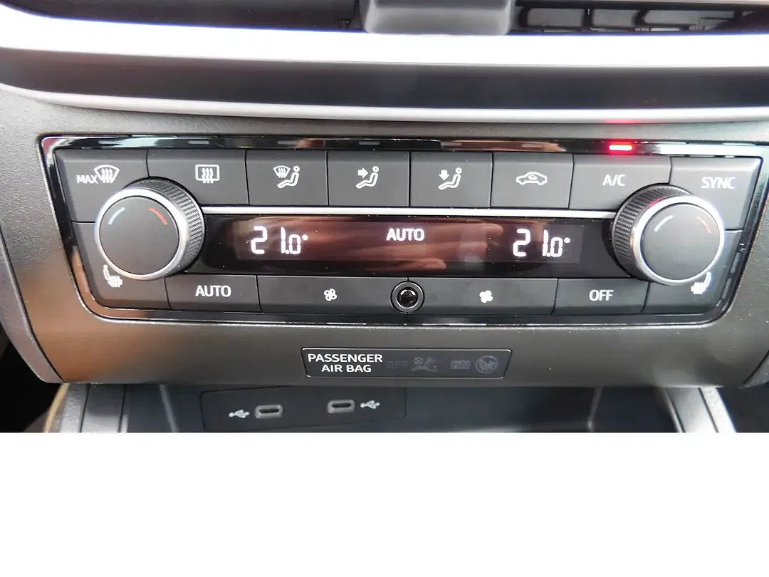 SEAT Ibiza - Thumbnail 7