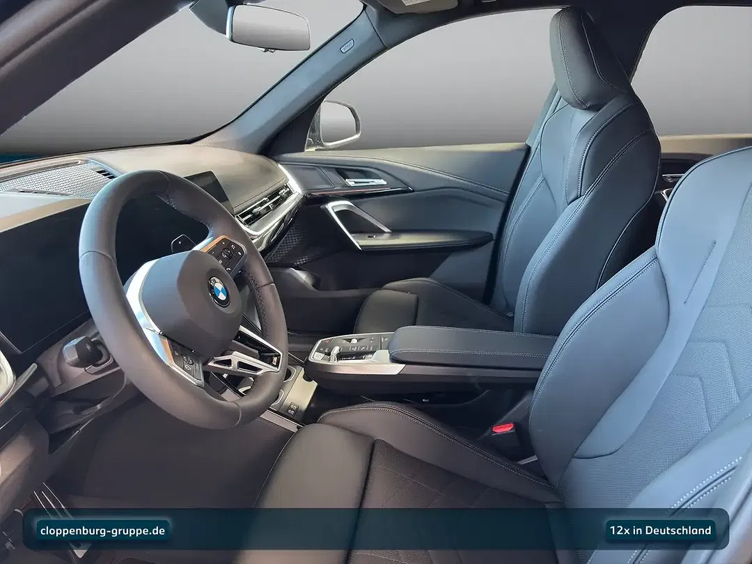 BMW X1 - Thumbnail 11