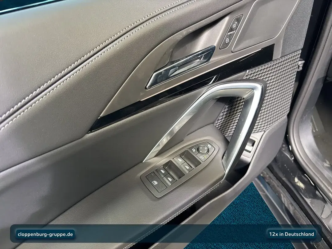 BMW X1 - Thumbnail 12