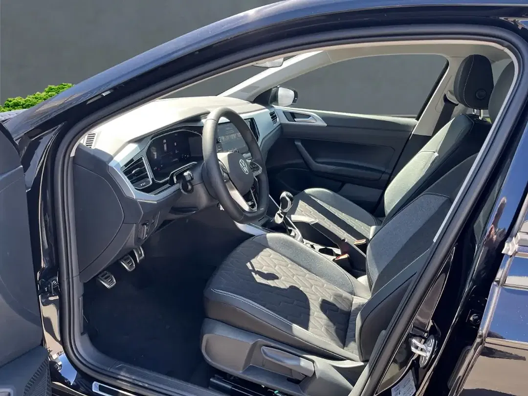 Volkswagen Polo - Thumbnail 9