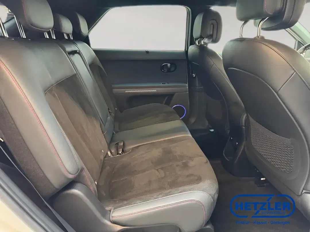 Hyundai IONIQ 5 - Thumbnail 13