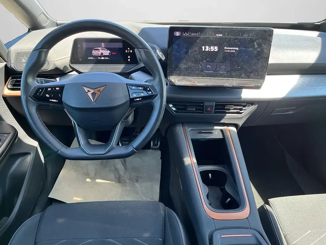 CUPRA Born - Thumbnail 3
