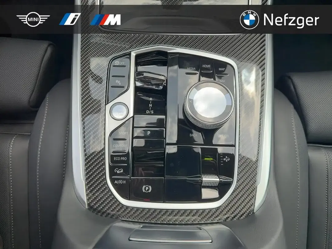 BMW X7 xDrive - foto 15