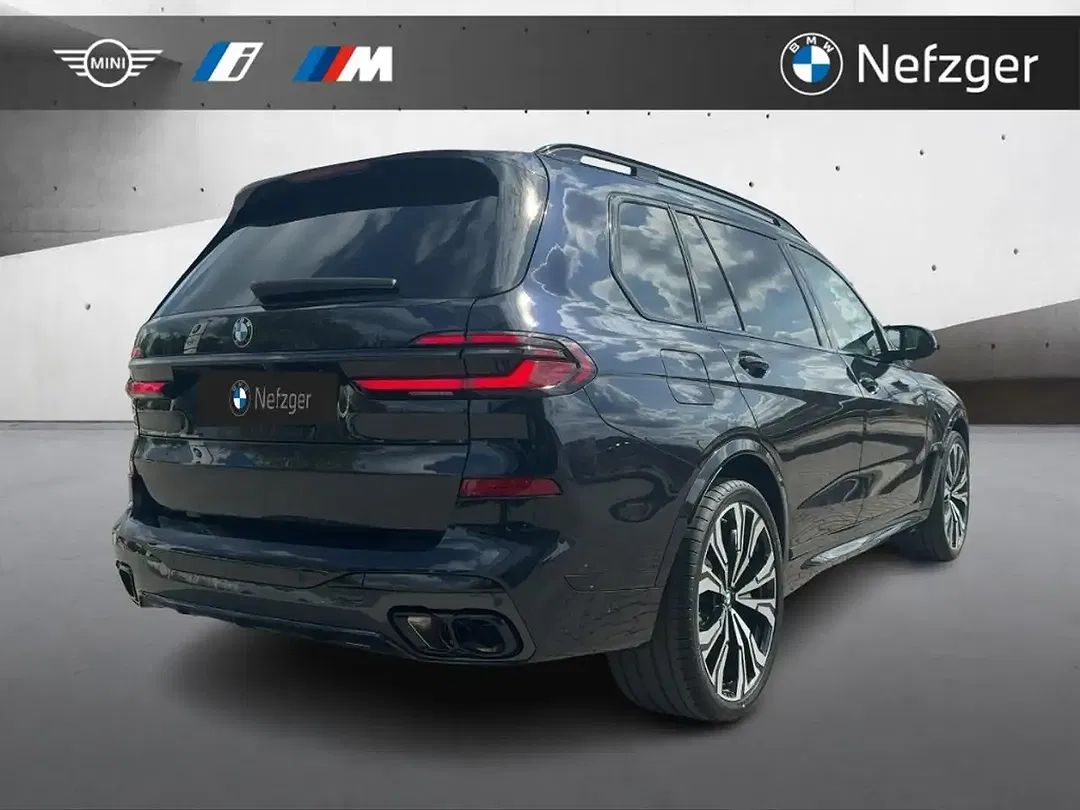 BMW X7 - Thumbnail 4