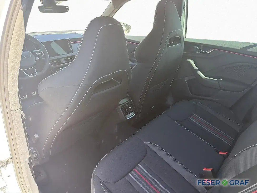 Skoda Kamiq - Thumbnail 8