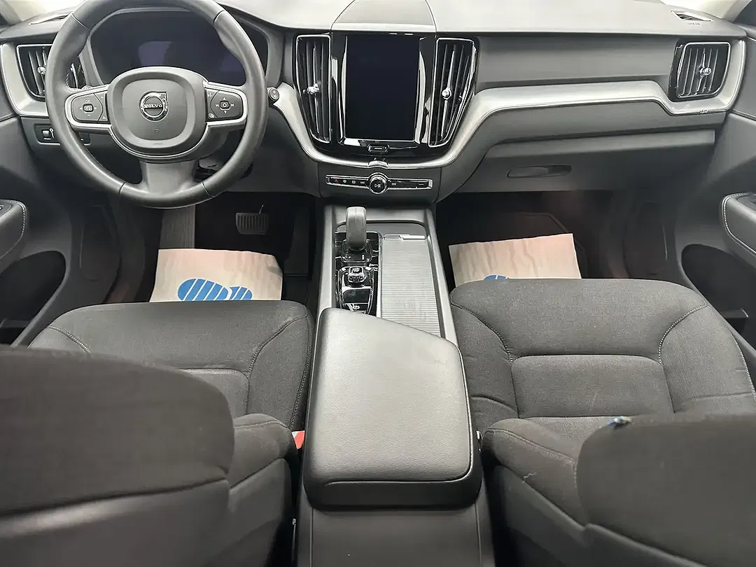 Volvo XC60 - Thumbnail 12