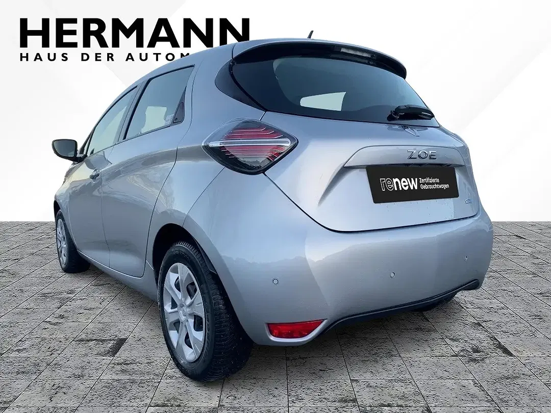 Renault ZOE - Thumbnail 3