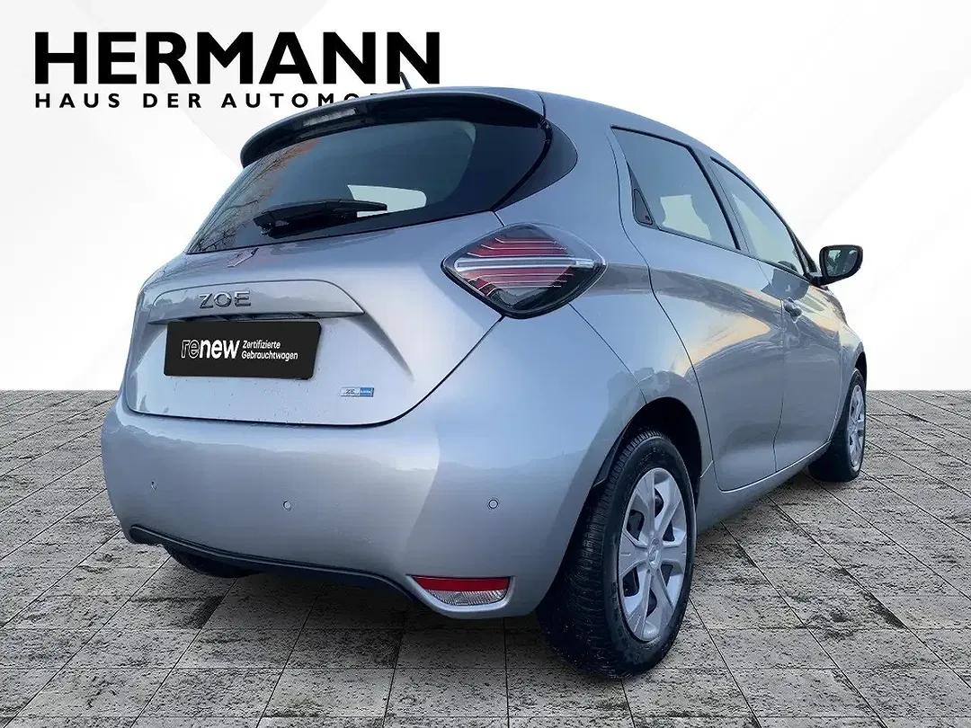 Renault ZOE - Thumbnail 4
