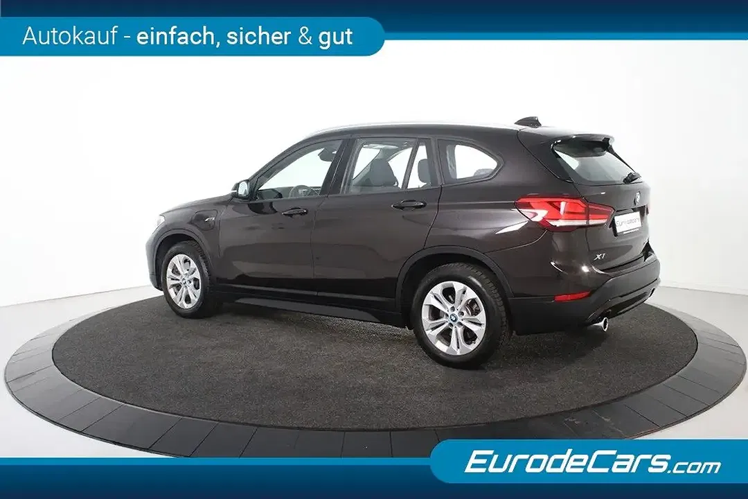 BMW X1 - Thumbnail 6