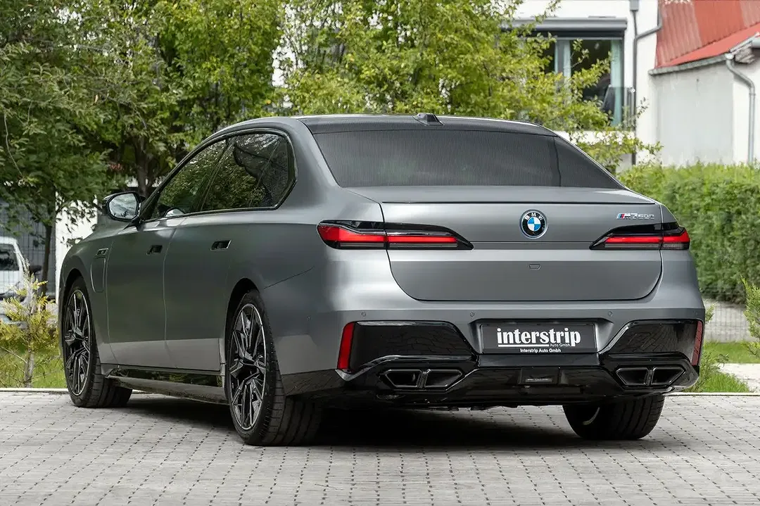 BMW 760 - Thumbnail 4