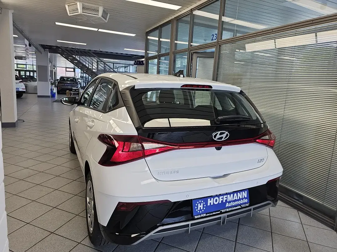 Hyundai i20 - Thumbnail 5