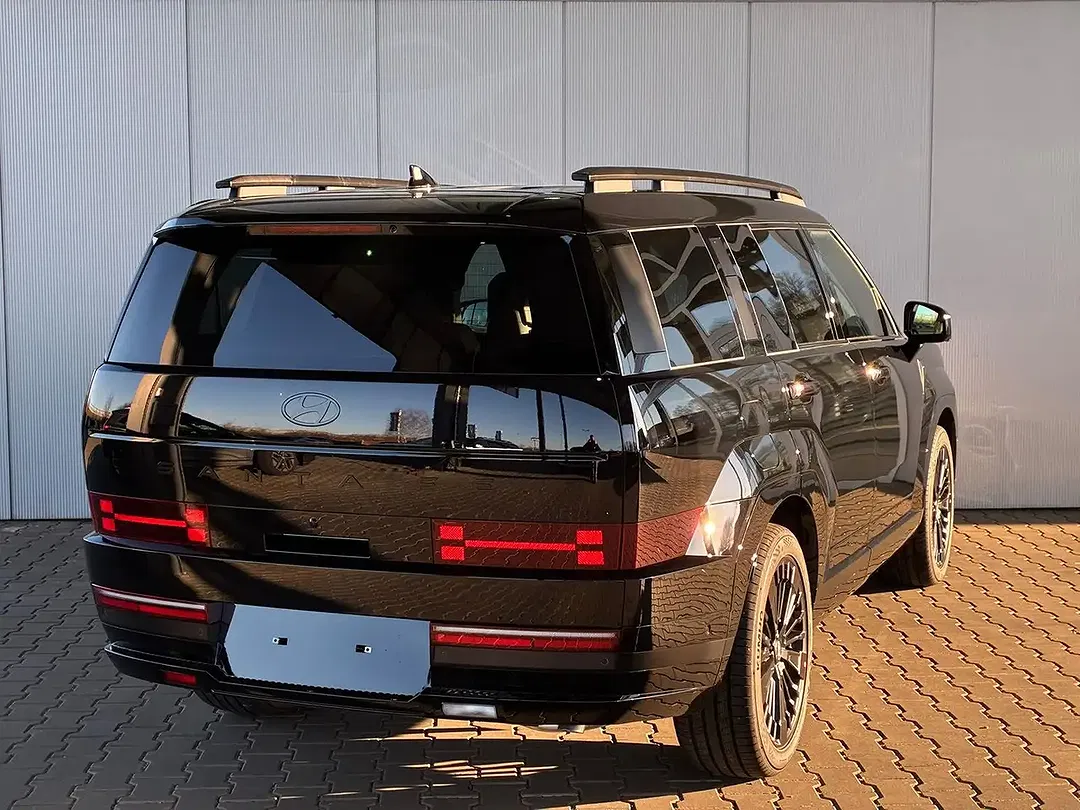 Hyundai SANTA FE - Thumbnail 4