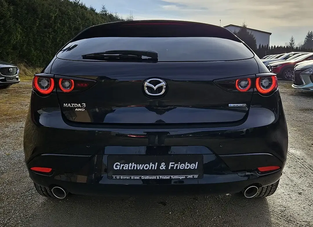 Mazda 3 - Thumbnail 12
