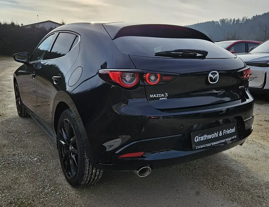 Mazda 3 - Thumbnail 14