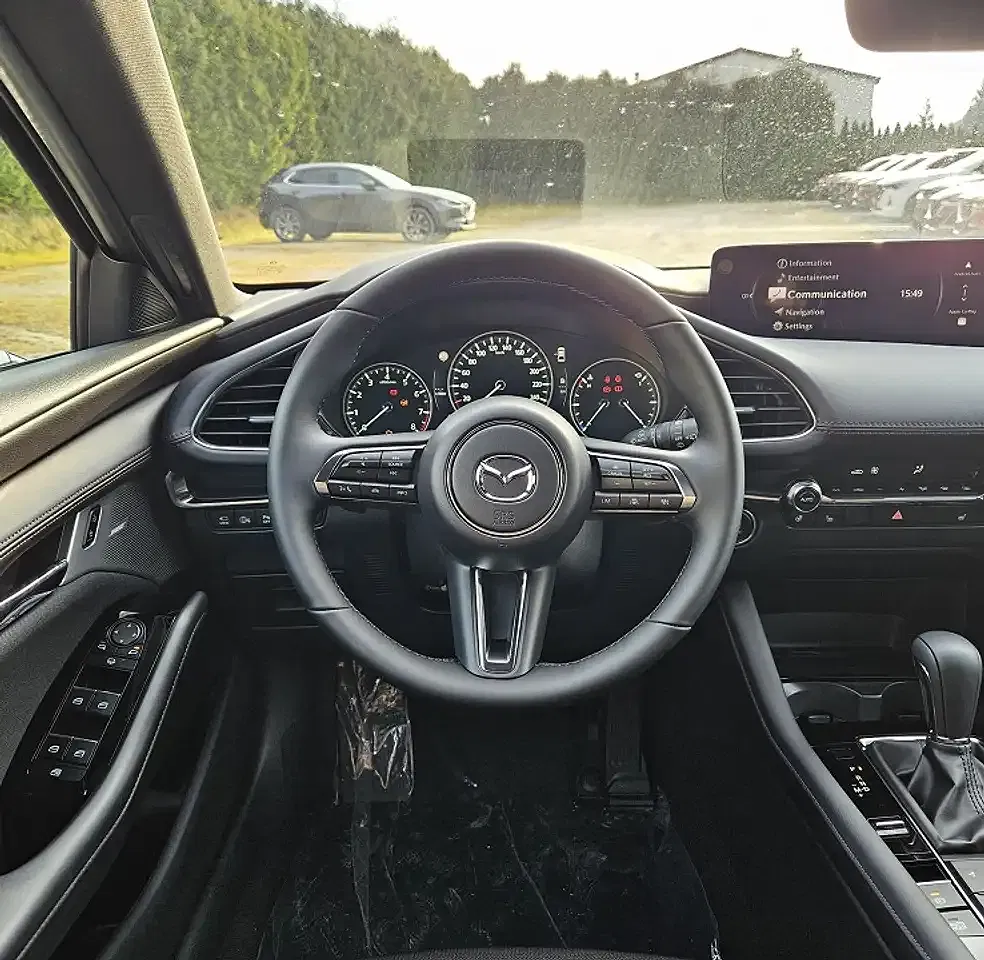 Mazda 3 - Thumbnail 7