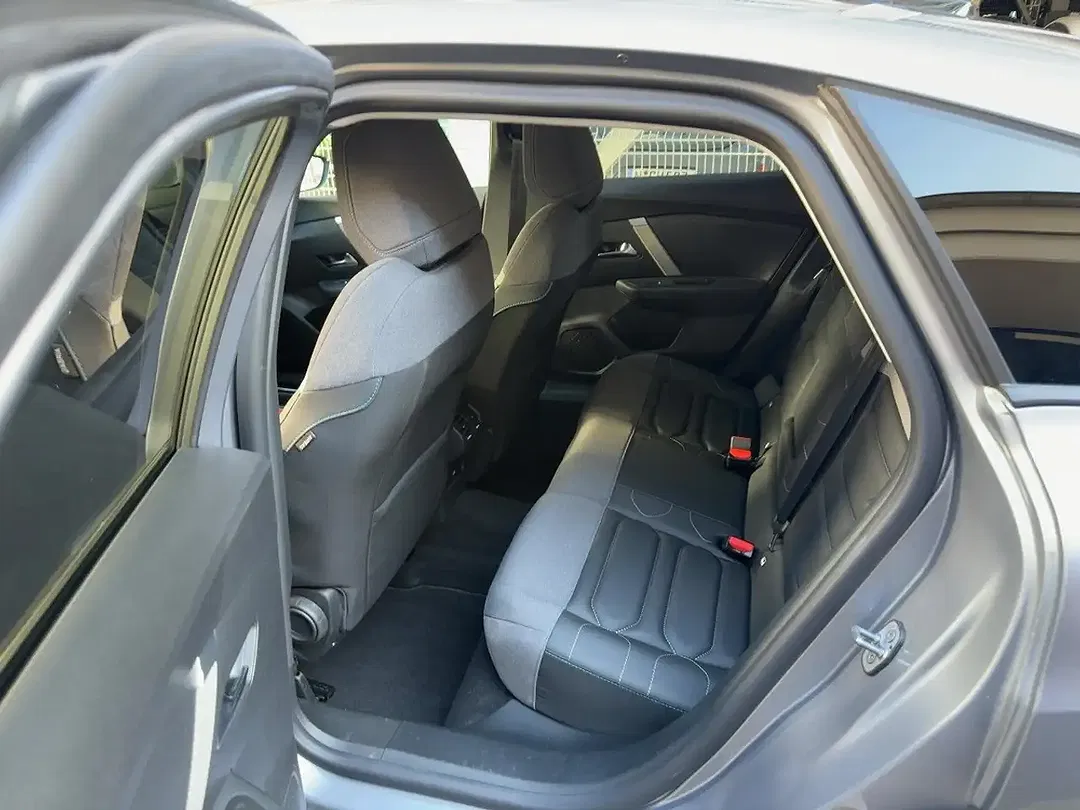 Citroen C4 - Thumbnail 8