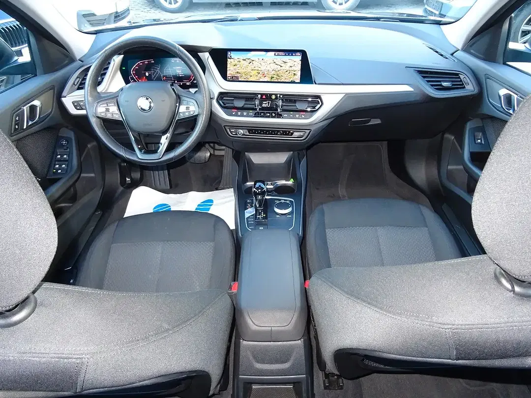 BMW 118 - Thumbnail 7