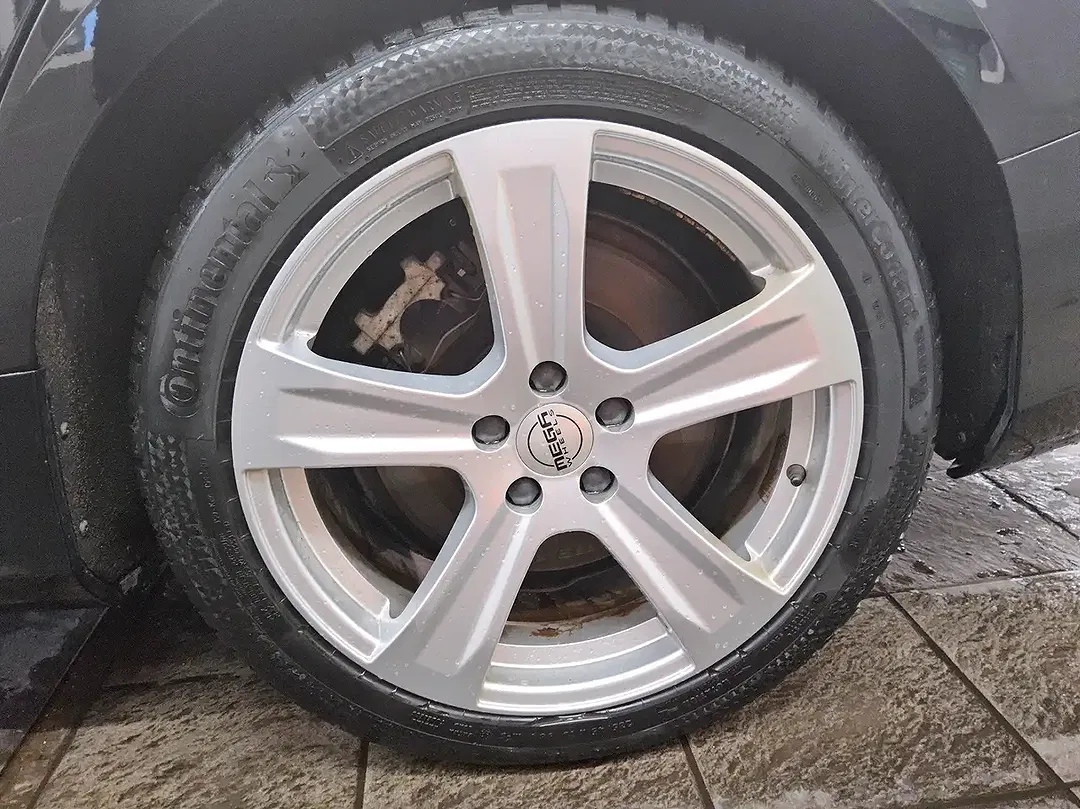 Volvo V60 - Thumbnail 6