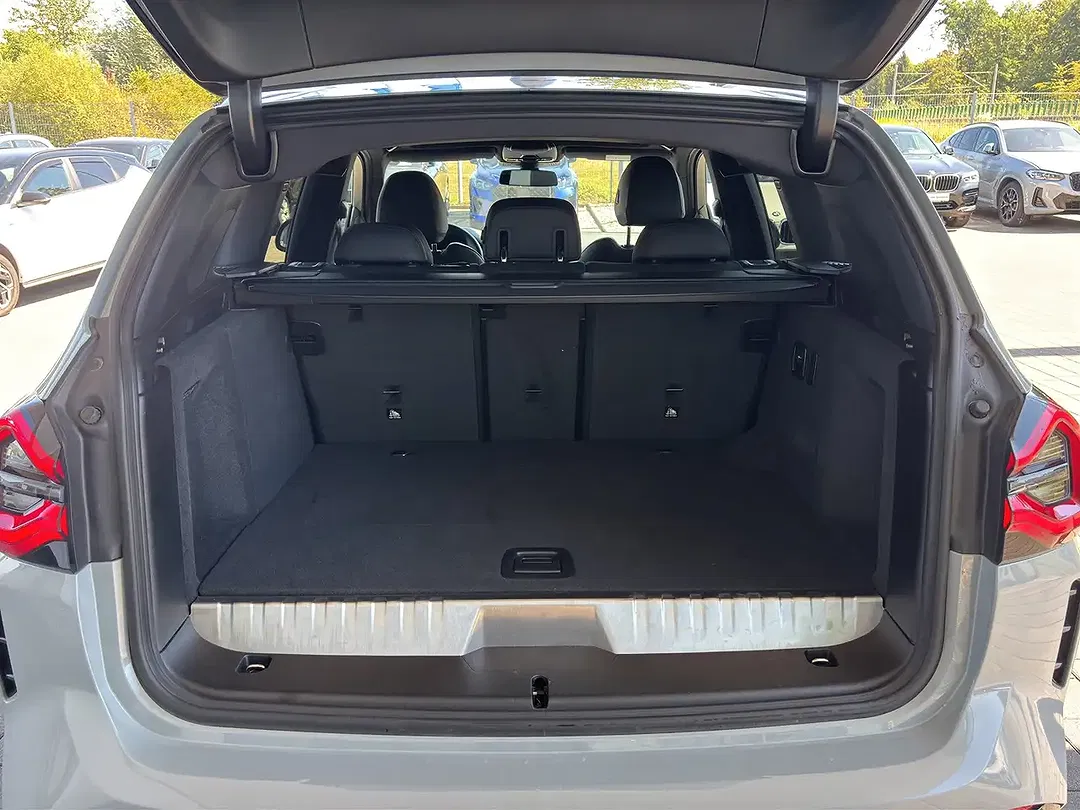 BMW X3 - Thumbnail 11