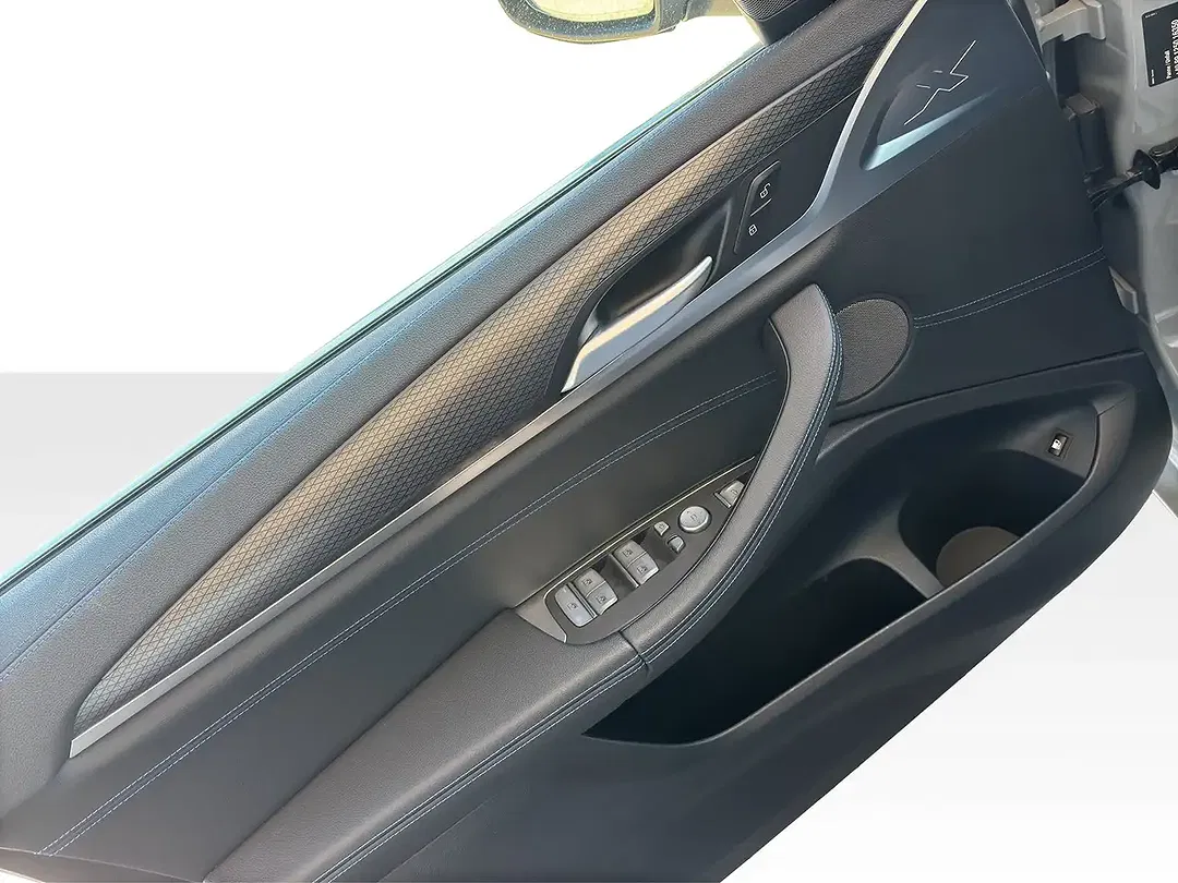BMW X3 - Thumbnail 12