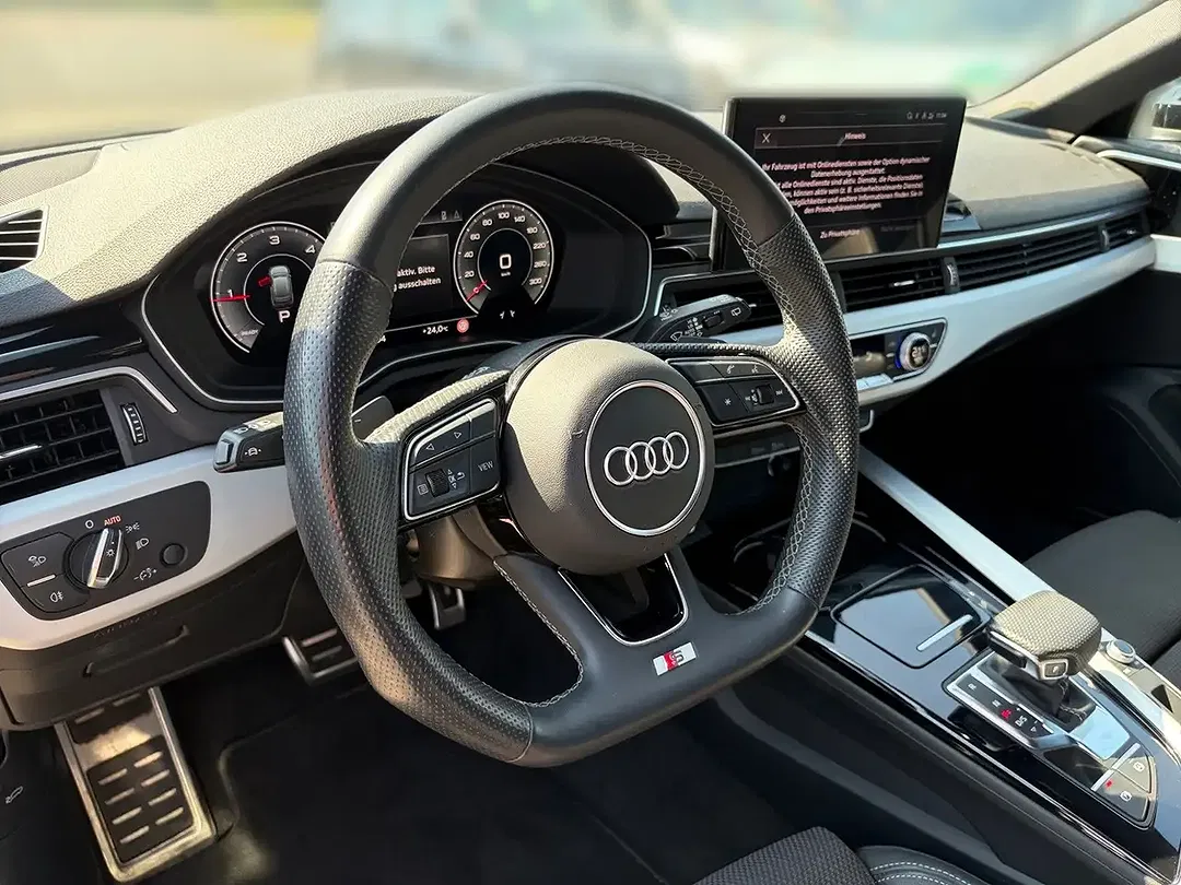 Audi A4 - Thumbnail 8