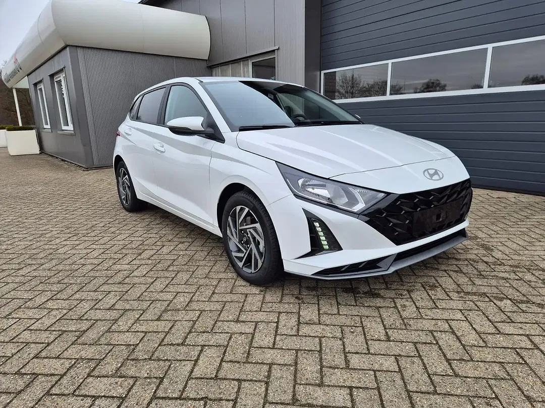 Hyundai i20 - Thumbnail 5