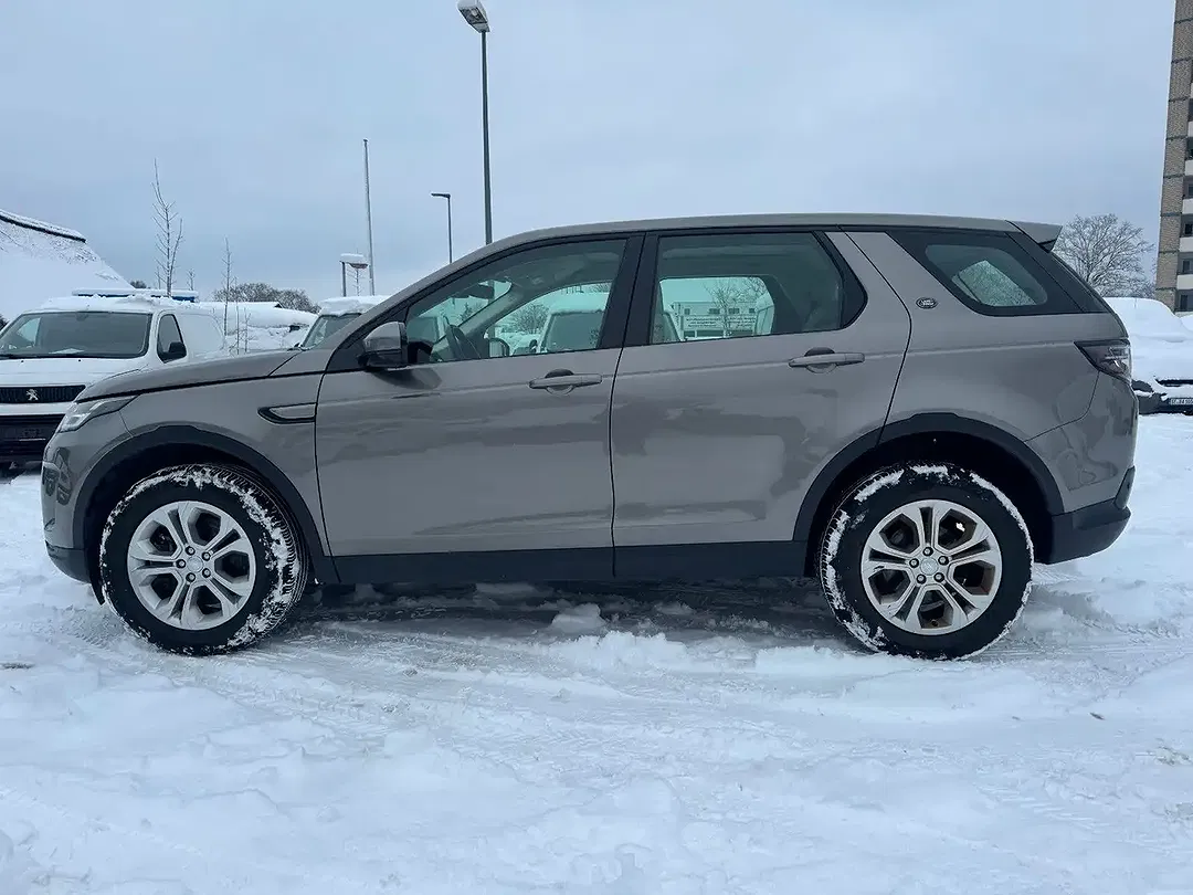 Land Rover Discovery - Thumbnail 4